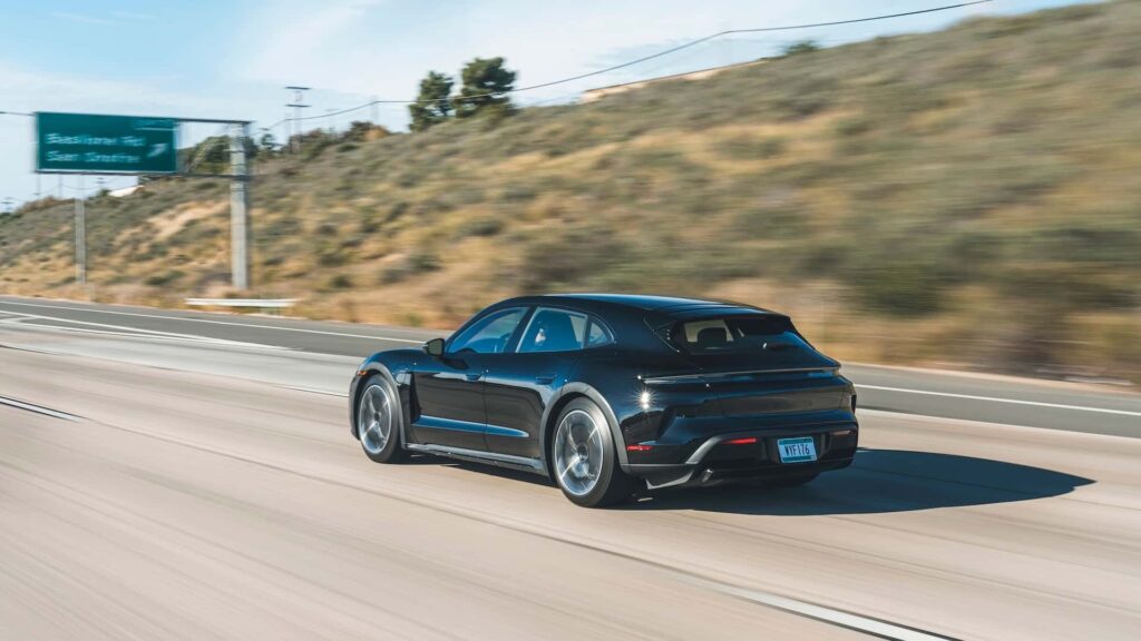 Nové Porsche Taycan 2025 I Zdroj: InsideEVs